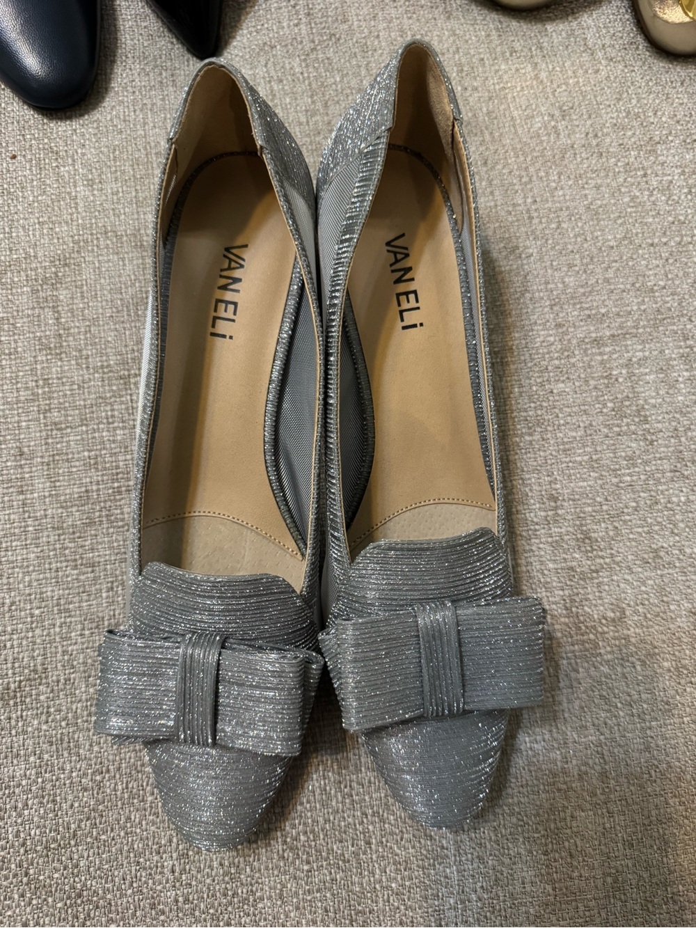 Vaneli Alona Metallic Evening Pumps